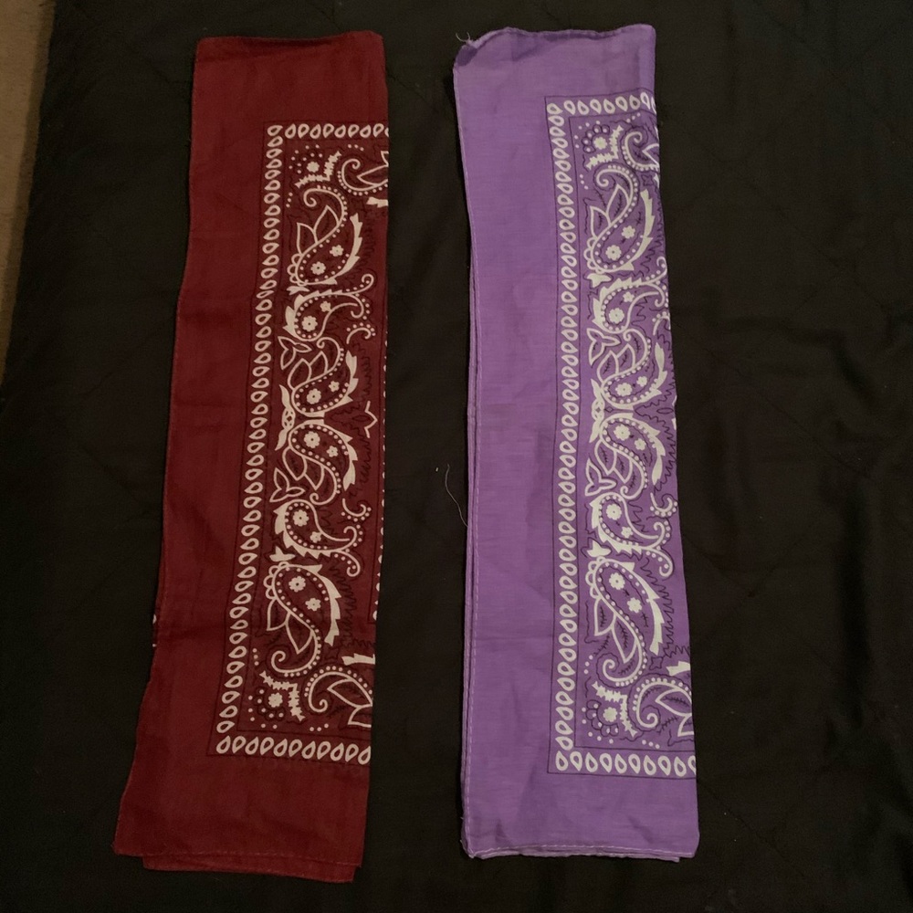 🐿Bandannas pack of two,one red and one purple new